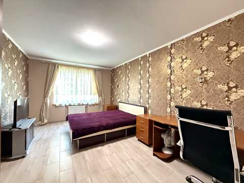 квартира за адресою Михайла Донця вул., 2-Б