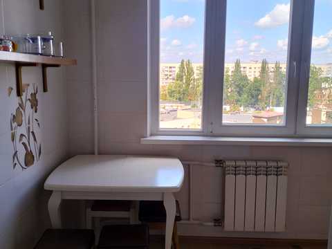 квартира за адресою Академіка Глушкова просп., 41