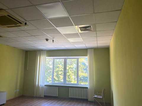 коммерческая по адресу Вацлава Гавела бульв. (Івана Лепсе), 4
