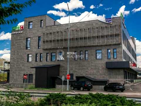 коммерческая по адресу Миколы Бажана просп., 1