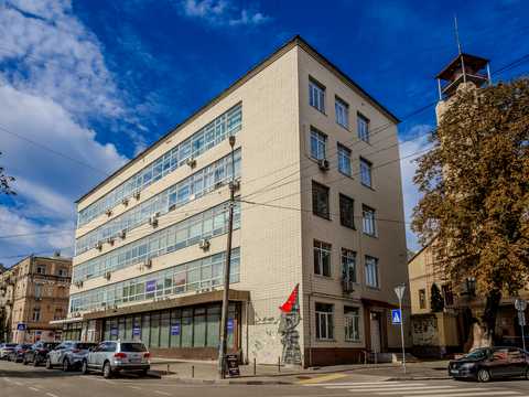 комерційна за адресою Спаська вул., 9