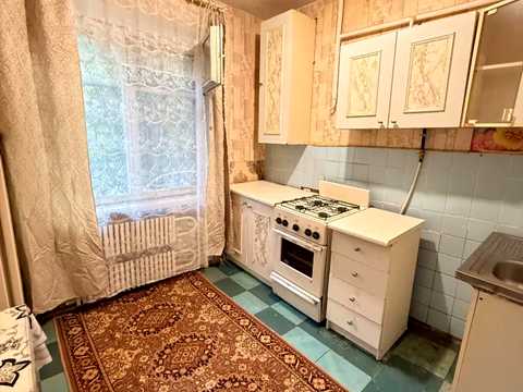 квартира за адресою житловий масив Тополя-1 вул., 16