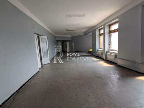 комерційна за адресою Межигірського Спаса вул., 6
