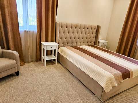 дом по адресу Центральна