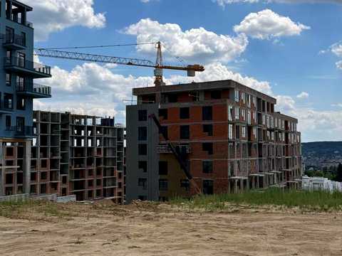 квартира за адресою Кирила Студинського вул., (Будинок 1)