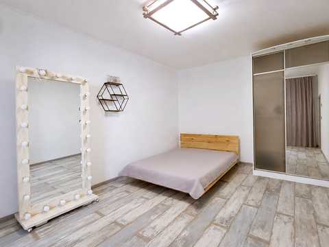 квартира за адресою Урлівська вул., 38