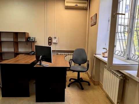 коммерческая по адресу Киевская ул., 2