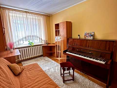 квартира за адресою Пасічна вул., 77