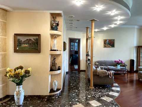 квартира по адресу Георгиевский пер., 5