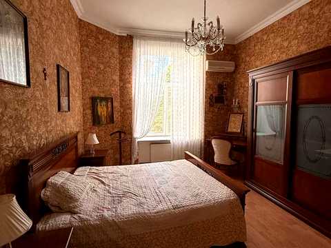 квартира за адресою Ніжинська вул., 64