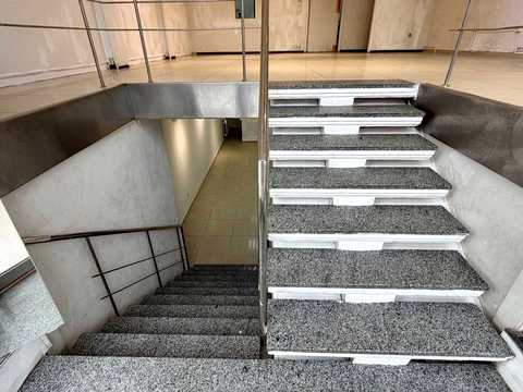 коммерческая по адресу Науки просп. (Гагарина), 90