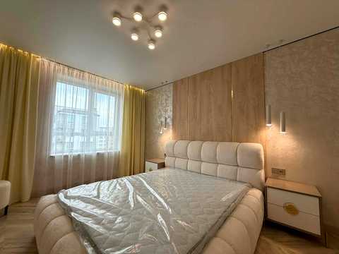 квартира по адресу Співдружності ул., 8