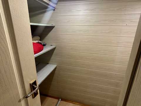 коммерческая по адресу Івана Франка ул., 18