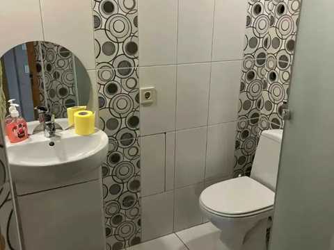 1874786189687807
