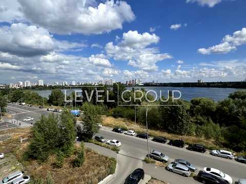 квартира за адресою Ревуцького вул., (Будинок)