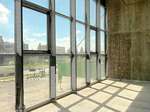 коммерческая по адресу Миколы Бажана просп., 17-А