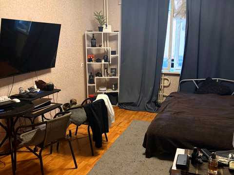 квартира по адресу Тополиная ул., 18