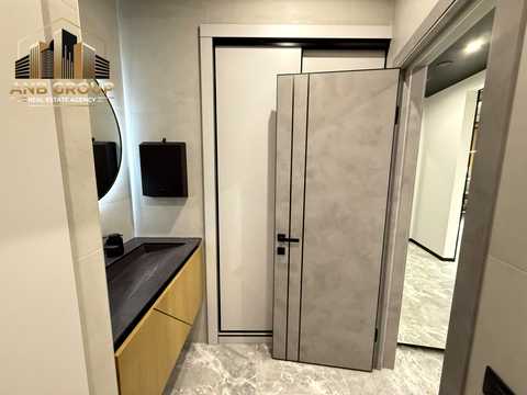 комерційна за адресою Буслівська вул., 12