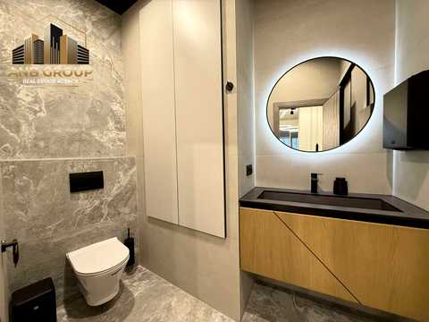комерційна за адресою Буслівська вул., 12