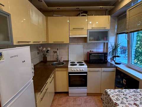 квартира за адресою Володимира Сосюри вул., 46