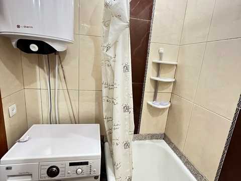 квартира за адресою Миколи Бажана просп., 7-Б