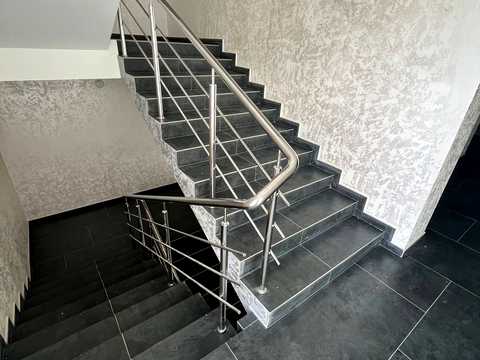 квартира за адресою Рівне, Фабрична вул., (Будинок 12)