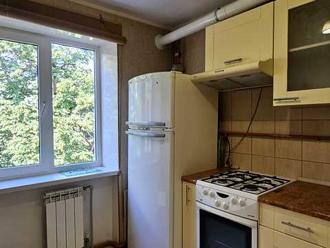 квартира по адресу Героїв Небесної Сотні ул. (Червоноармійська), 46
