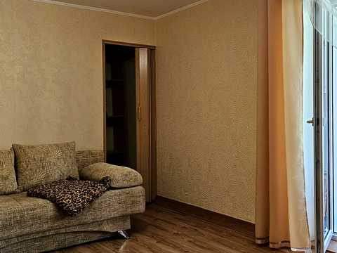 квартира по адресу Героїв Небесної Сотні ул. (Червоноармійська), 46