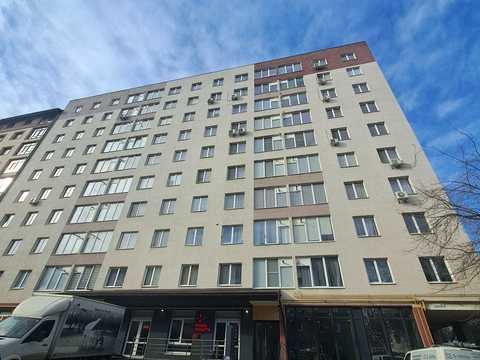 комерційна за адресою Сніжна вул., 52