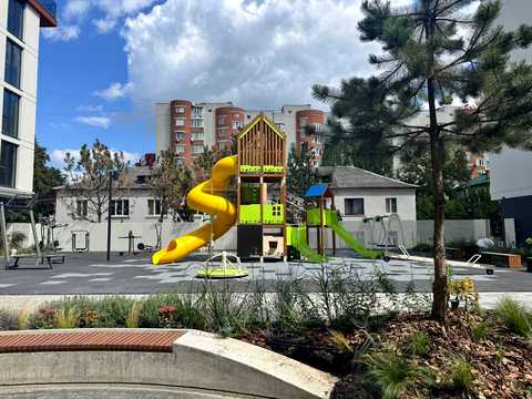 квартира за адресою Зелена вул., (Будинок 1)