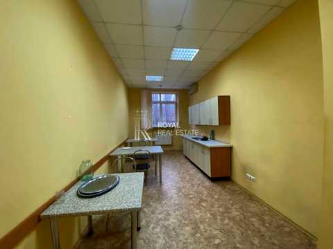 комерційна за адресою Академіка Палладіна просп., 44