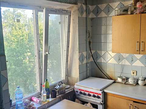 квартира за адресою Ореста Левицького вул. (Академіка Курчатова), 23