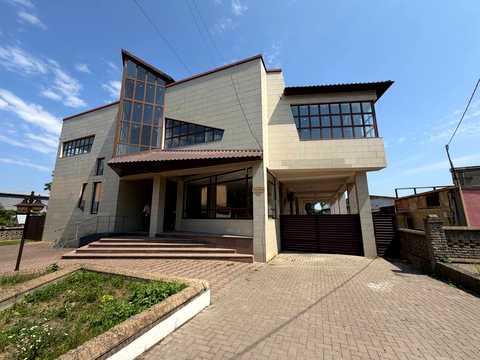 коммерческая по адресу Главная ул., 243