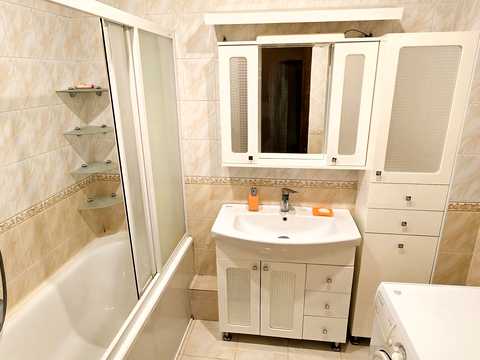 квартира за адресою Драгоманова вул., 12-А