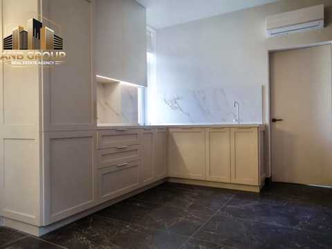 комерційна за адресою Київ, Еспланадна вул., 32