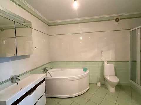 квартира за адресою Ринок вул., 1