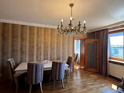 квартира за адресою Ринок вул., 1