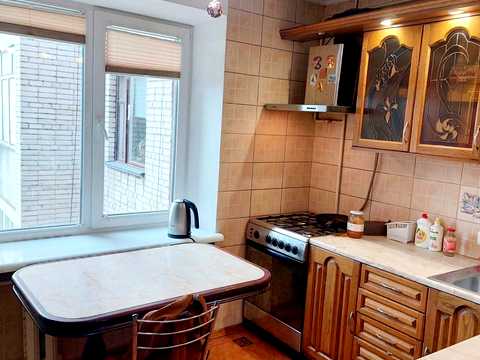 квартира по адресу Евгения Патона ул., 12