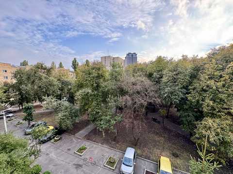 квартира за адресою Ґарета Джонса вул. (Сім'ї Хохлових), 6-А