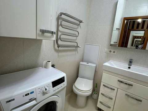 квартира за адресою Перемоги просп., 53б