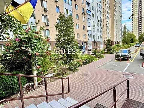 квартира за адресою Урлівська вул., 38