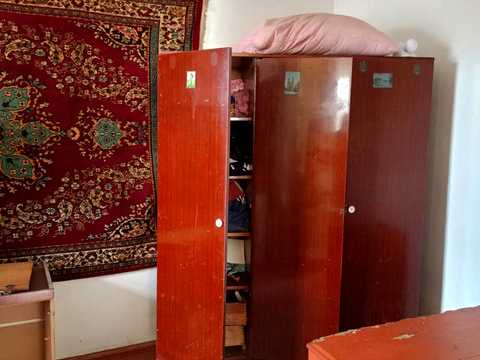 будинок за адресою смт. Лугини, Церковна вул. (Колгоспна), 5