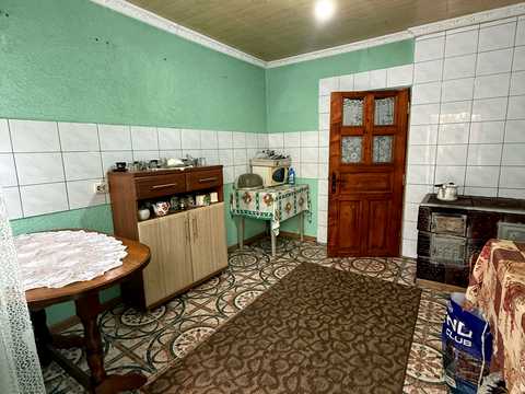будинок за адресою с. Медведівці, Центральна