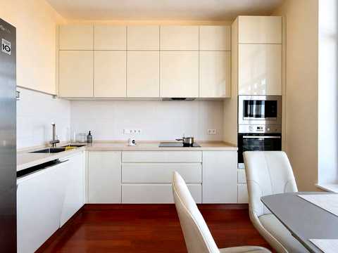 квартира за адресою Лесі Українки бульв., 7-В
