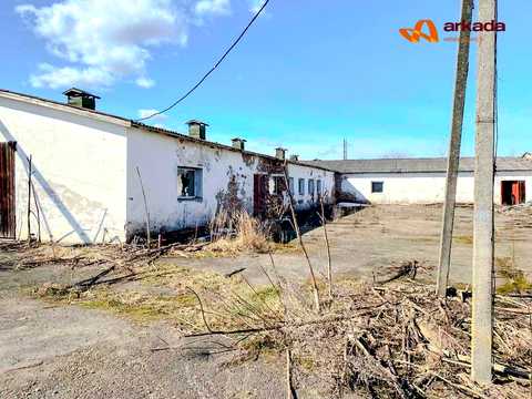 комерційна за адресою Світанкова, 59
