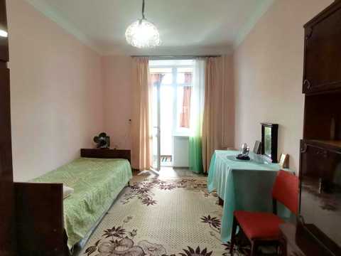 квартира за адресою Сталеварів вул., 11