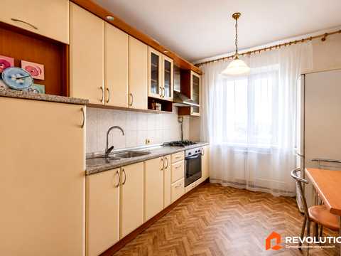 квартира за адресою Тростянецька вул., 3