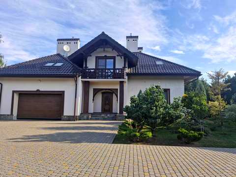 будинок за адресою с. Солонка, Євгена Коновальця вул.