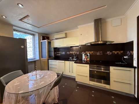 квартира по адресу Верховинная ул., 35