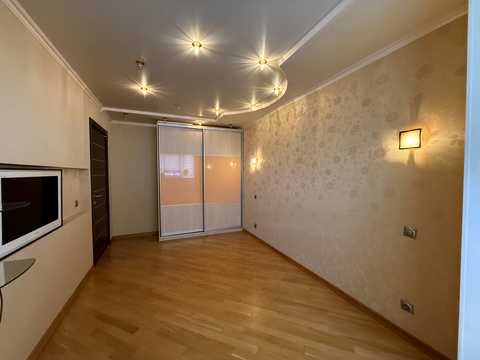 квартира по адресу Верховинная ул., 35
